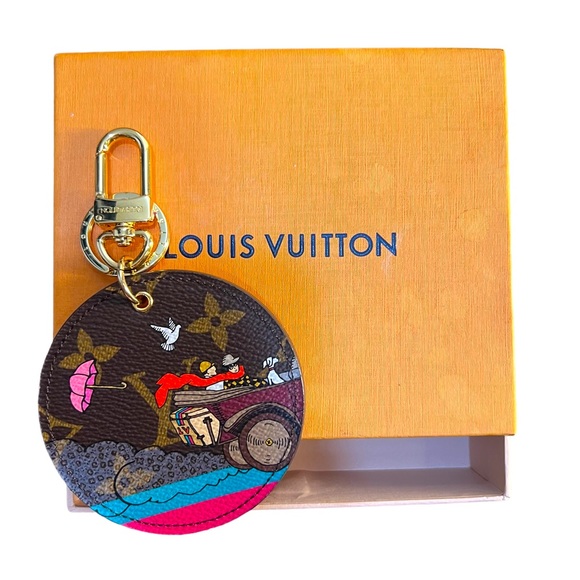 Louis Vuitton Accessories - ✅AUTHENTIC ⭐️LOUIS VUITTON⭐️ LIMITED Edition Keychain with BOX